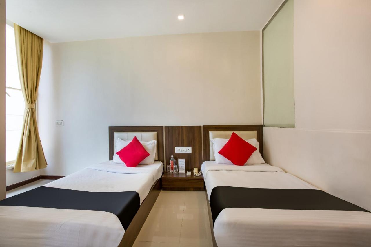Capital O 35557 Hotel Aura Bombaj Zewnętrze zdjęcie