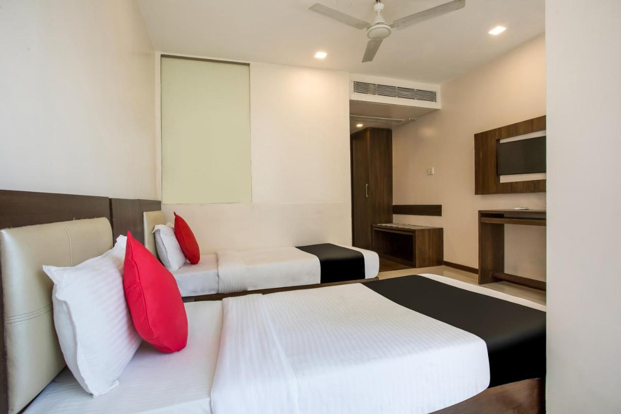 Capital O 35557 Hotel Aura Bombaj Zewnętrze zdjęcie